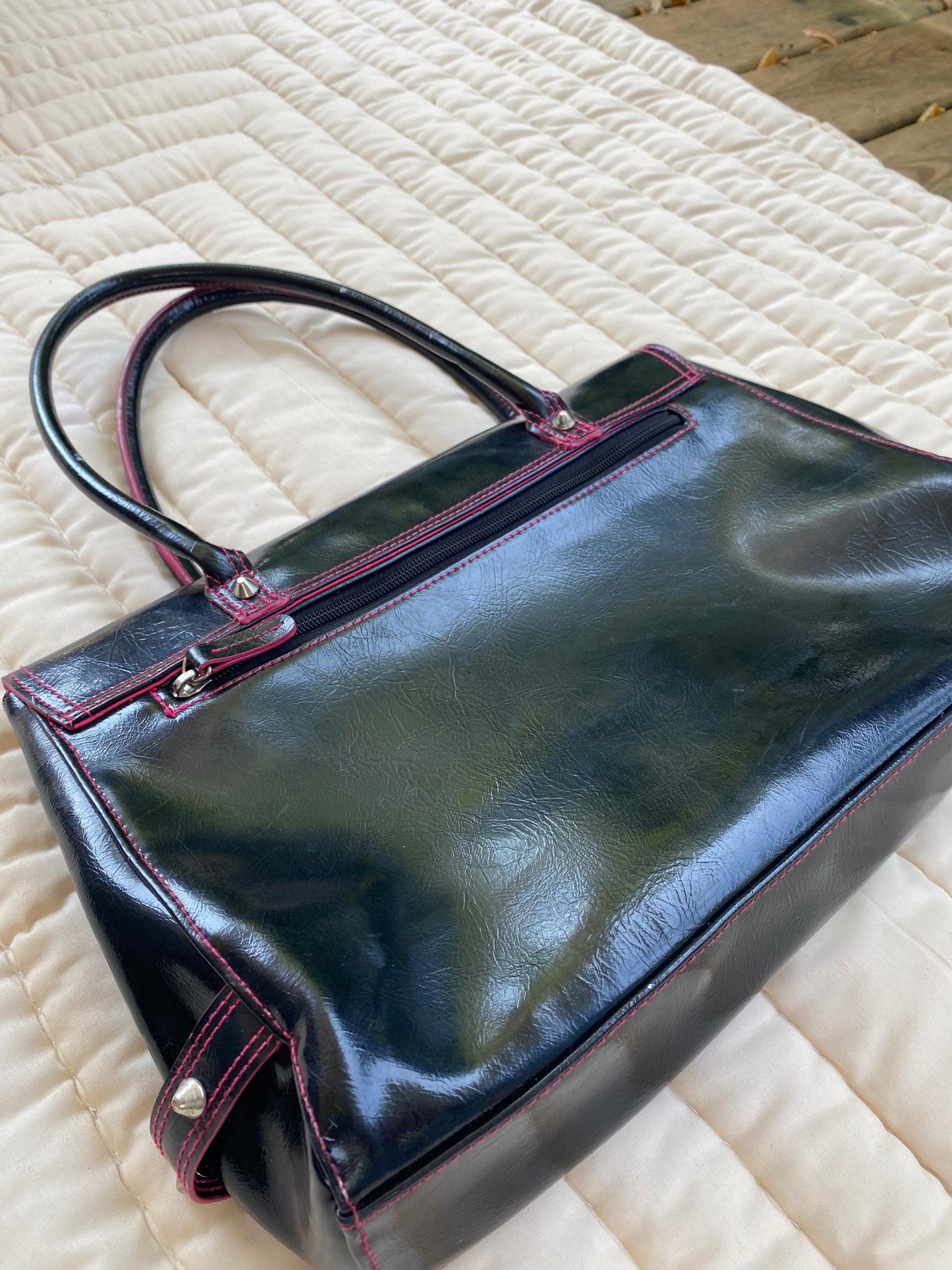 Y2K Coquette Black Tote — Pink Stitching & Heart Charm